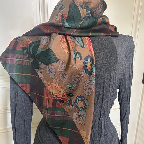 Vintage Ralph Lauren Floral Pattern 100% Silk Scarf Made in Japan 34" Vintage - Picture 12 of 12